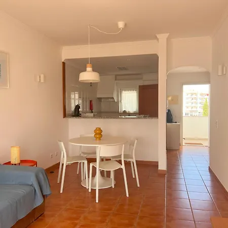 Pool View Balcony & Walk To Beach, By Timecooler Лагуш