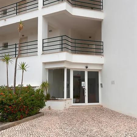 Pool View Balcony & Walk To Beach, By Timecooler Лагуш