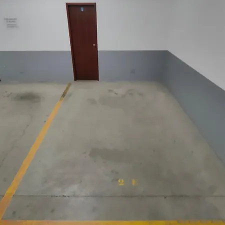 Pool View Balcony & Walk To Beach, By Timecooler *