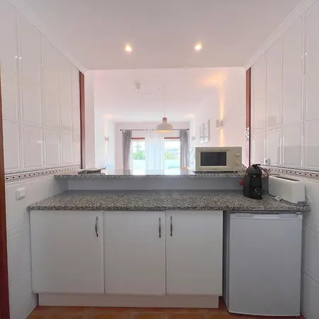 Pool View Balcony & Walk To Beach, By Timecooler