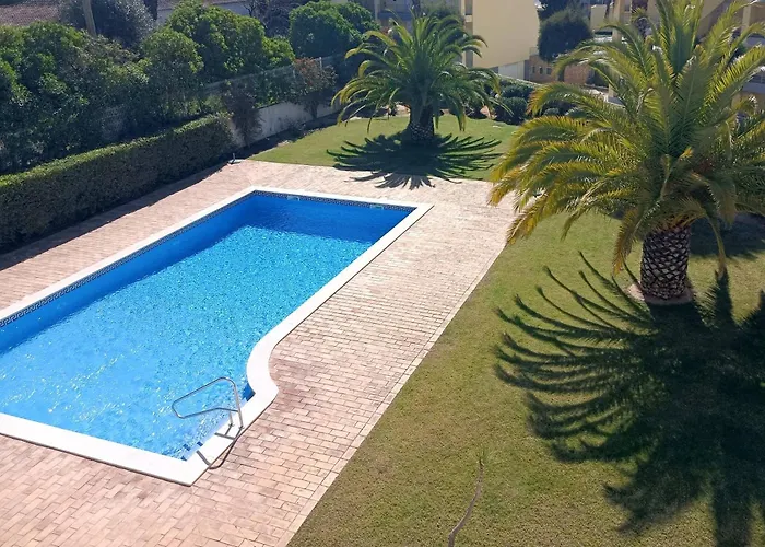 Pool View Balcony & Walk To Beach, By Timecooler Apartamento Lagos