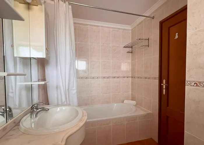 Apartamento Pool View Balcony & Walk To Beach, By Timecooler *
