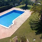 Pool View Balcony & Walk To Beach, By Timecooler Apartmán *