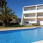 Apartmán Pool View Balcony & Walk To Beach, By Timecooler *